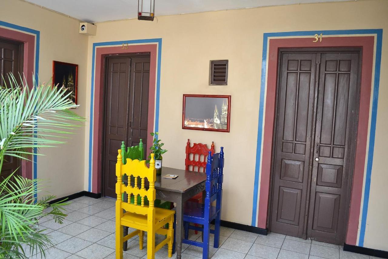 Hotel Janeiro Guadalajara Eksteriør billede