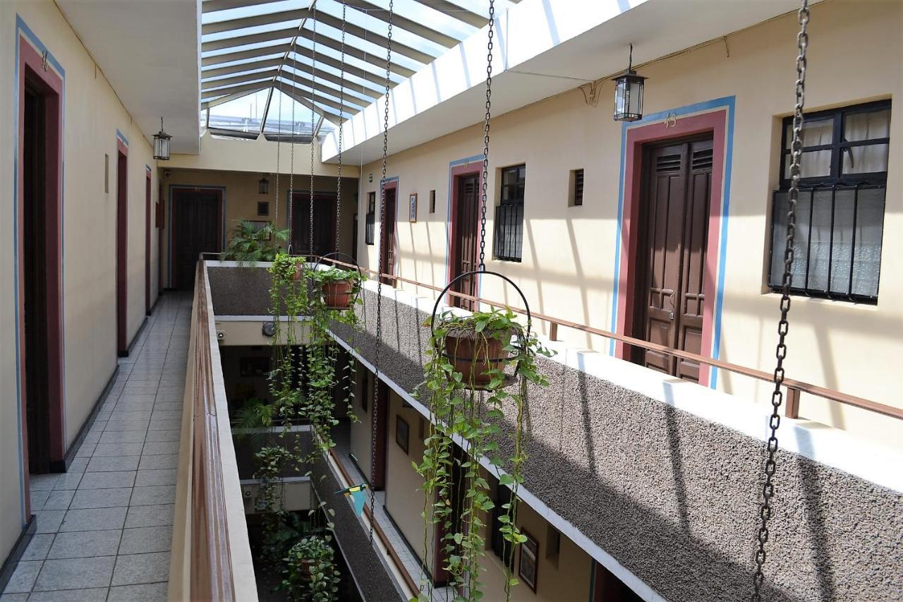 Hotel Janeiro Guadalajara Eksteriør billede