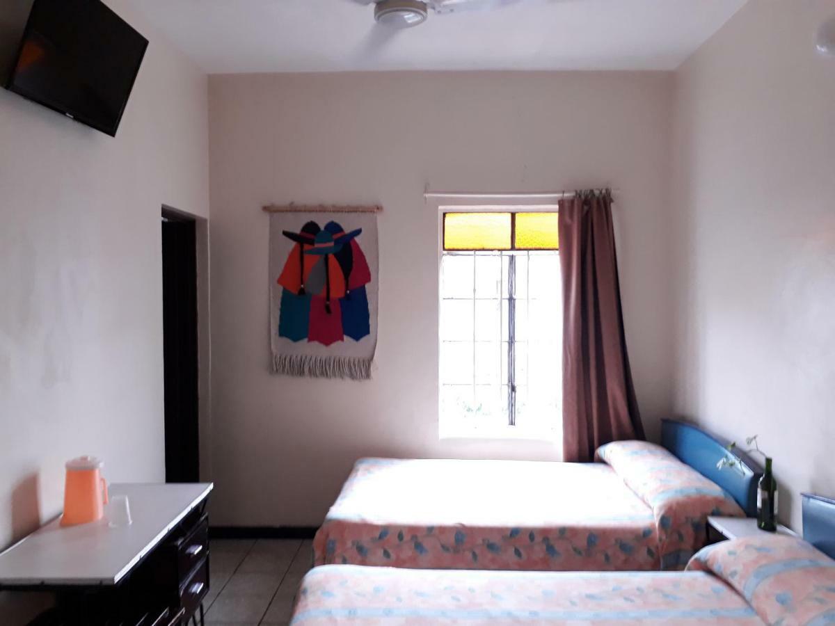 Hotel Janeiro Guadalajara Eksteriør billede
